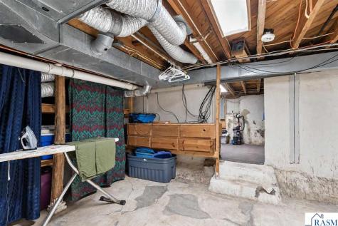200 N Lexington Avenue Le Center MN 56057