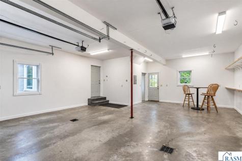 200 N Lexington Avenue Le Center MN 56057
