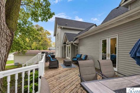200 N Lexington Avenue Le Center MN 56057