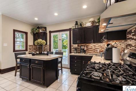 200 N Lexington Avenue Le Center MN 56057