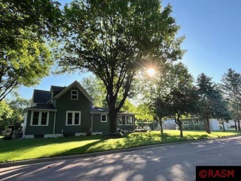 803 N 4th Street St. Peter MN 56082