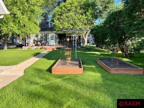 803 N 4th Street St. Peter MN 56082