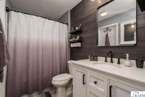 1106 N Main Street Janesville MN 56048