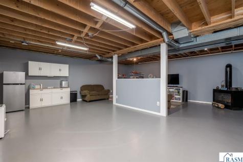 1106 N Main Street Janesville MN 56048