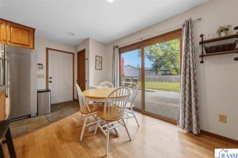 1552 Nottingham Drive North Mankato MN 56003