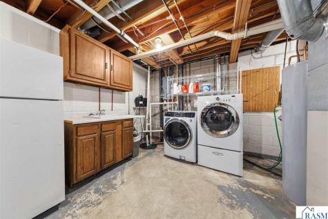 1552 Nottingham Drive North Mankato MN 56003