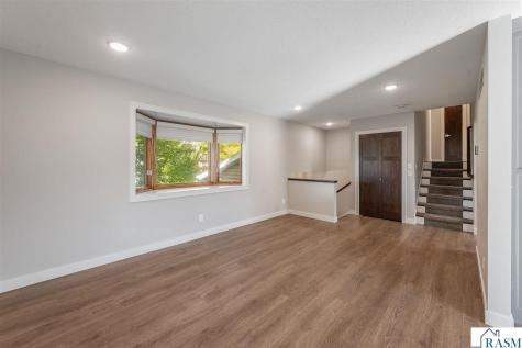 1721 Lilac Lane North Mankato MN 56003