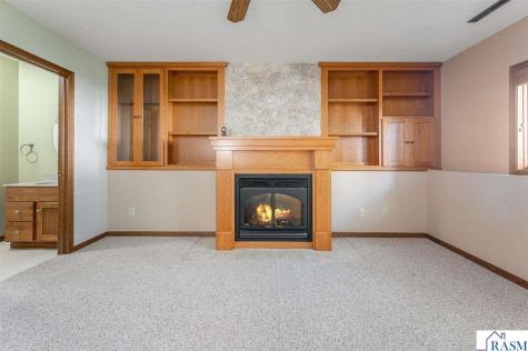 1721 Lilac Lane North Mankato MN 56003