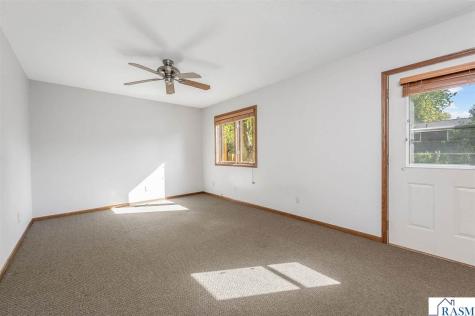 1721 Lilac Lane North Mankato MN 56003