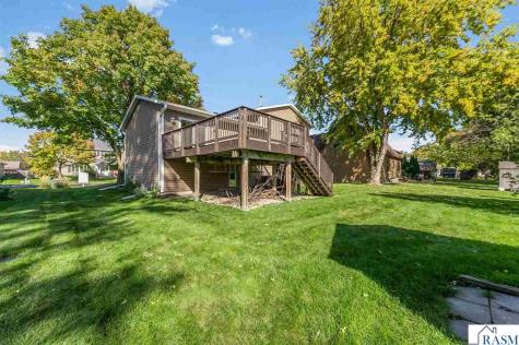 1721 Lilac Lane North Mankato MN 56003