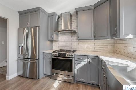1721 Lilac Lane North Mankato MN 56003