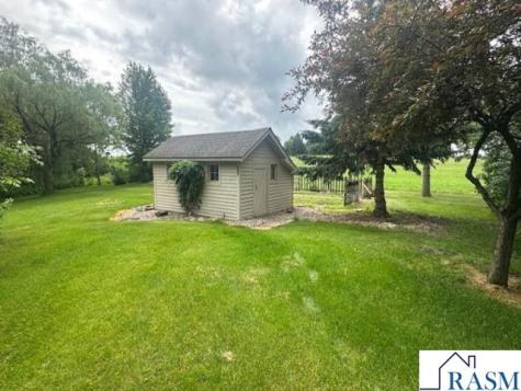 44395 Hillside Court St. Peter MN 56082