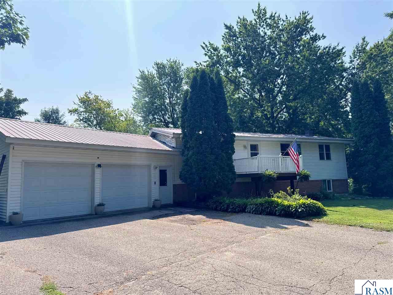 517 1st Street S Waterville MN 56096