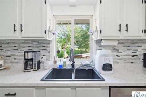 517 1st Street S Waterville MN 56096