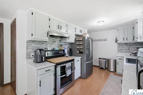 517 1st Street S Waterville MN 56096