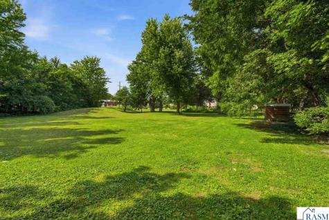 517 1st Street S Waterville MN 56096