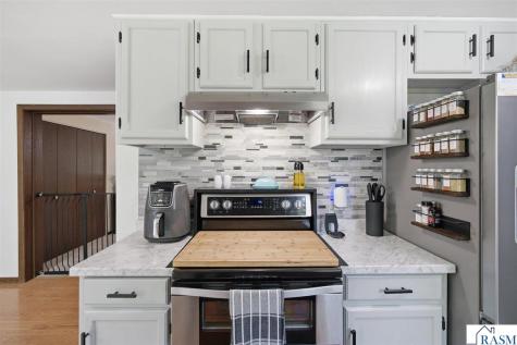 517 1st Street S Waterville MN 56096