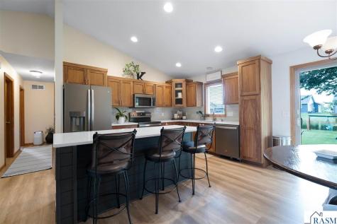 240 Grovebrook Circle Mankato MN 56001