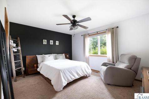 240 Grovebrook Circle Mankato MN 56001