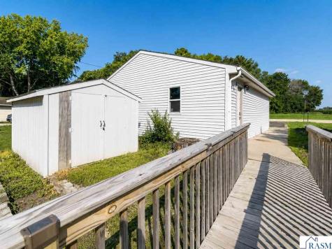 46167 Jefferson Lake Drive Cleveland MN 56017