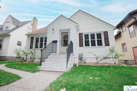 1311 N 5th Street Mankato MN 56001