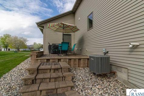 201 Pebble Creek Drive Mankato MN 56001