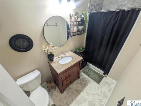 1133 Miller Avenue Windom MN 56101