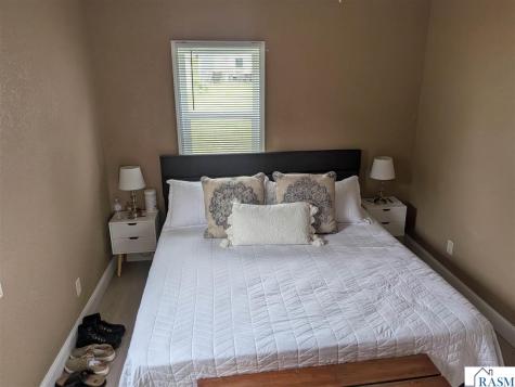 1133 Miller Avenue Windom MN 56101