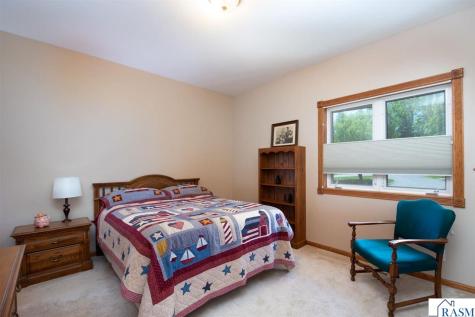 1524 Squirrels Nest Road Kasota MN 56050