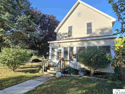 100 Summit Avenue Hanska MN 56041