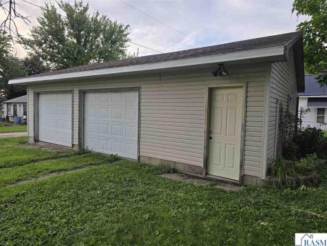 100 Summit Avenue Hanska MN 56041