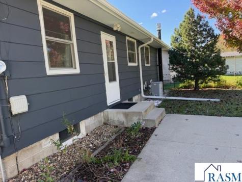 136 Rita Road Mankato MN 56001