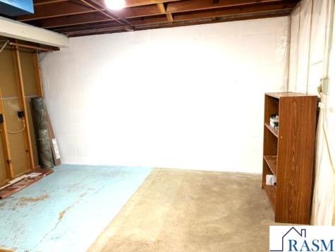 136 Rita Road Mankato MN 56001