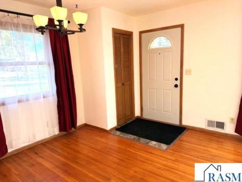 136 Rita Road Mankato MN 56001