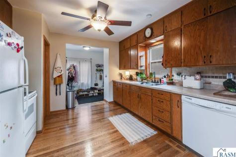 503 S Central Avenue Mapleton MN 56065