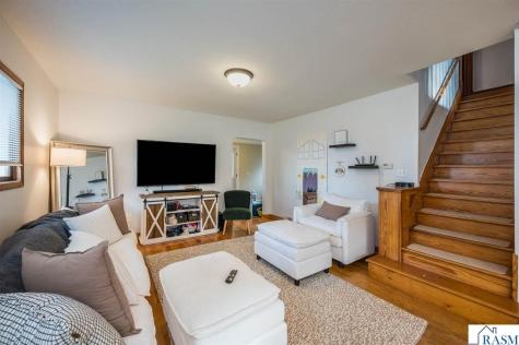 503 S Central Avenue Mapleton MN 56065