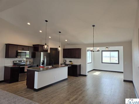 1363 Cullen Street St. Peter MN 56082-2538