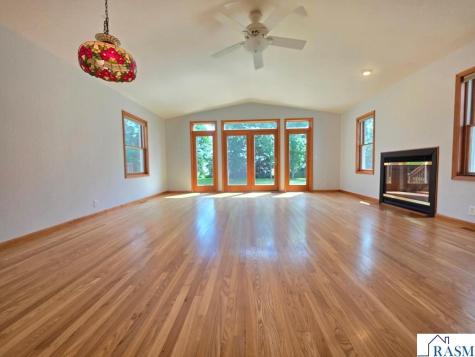 723 S 4th Street Le Sueur MN 56058