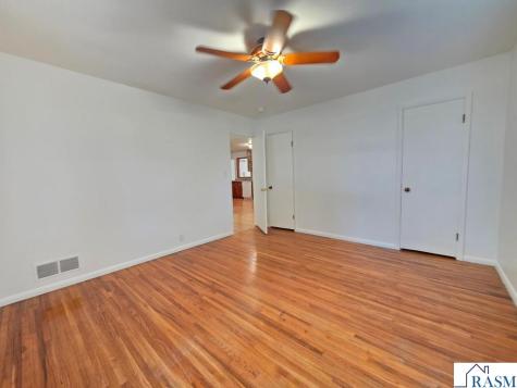 723 S 4th Street Le Sueur MN 56058
