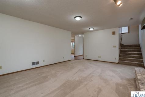 23955 Lime Valley Road Mankato MN 56001