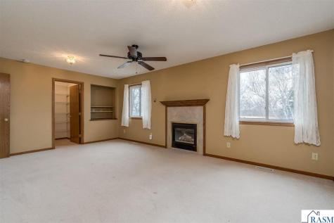 23955 Lime Valley Road Mankato MN 56001