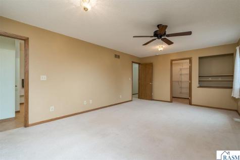 23955 Lime Valley Road Mankato MN 56001