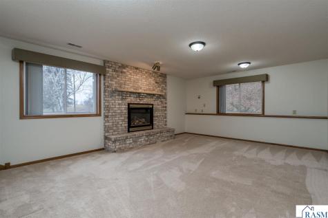 23955 Lime Valley Road Mankato MN 56001