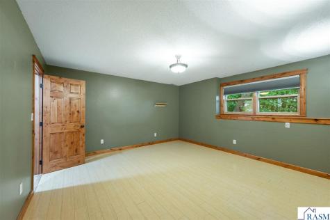 46797 381st Avenue St. Peter MN 56082