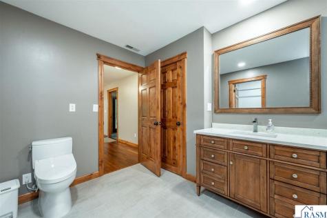46797 381st Avenue St. Peter MN 56082