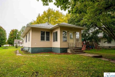 305 N Secor Street Bricelyn MN 56014
