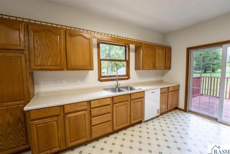 305 N Secor Street Bricelyn MN 56014