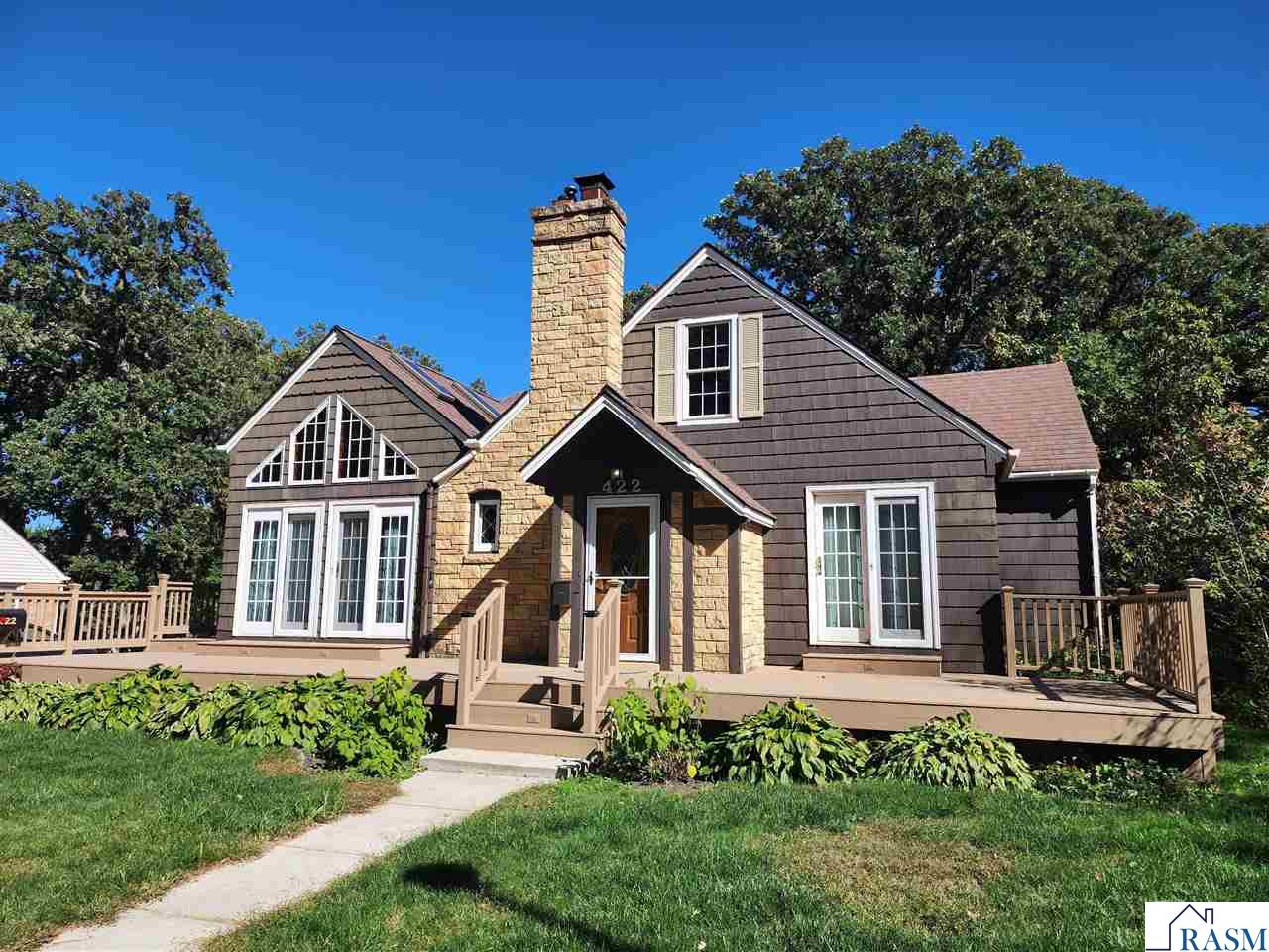 422 NE 2nd Street Waseca MN 56093