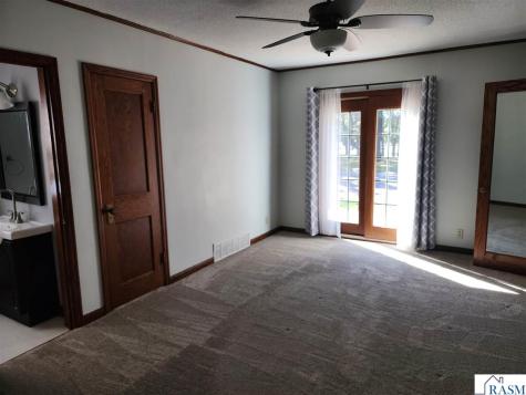 422 NE 2nd Street Waseca MN 56093