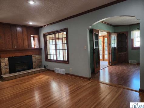 422 NE 2nd Street Waseca MN 56093